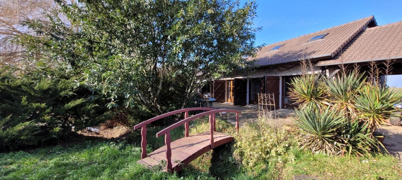 Les Grands Bois Vila Saint-Épain Exterior foto